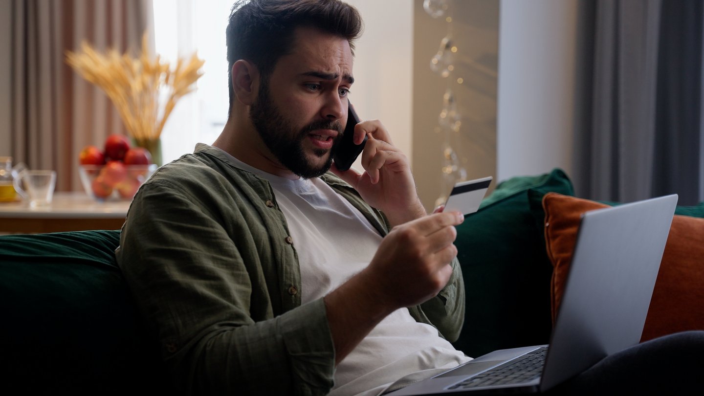 Cyber attack: Phishing, Smishing, Vishing