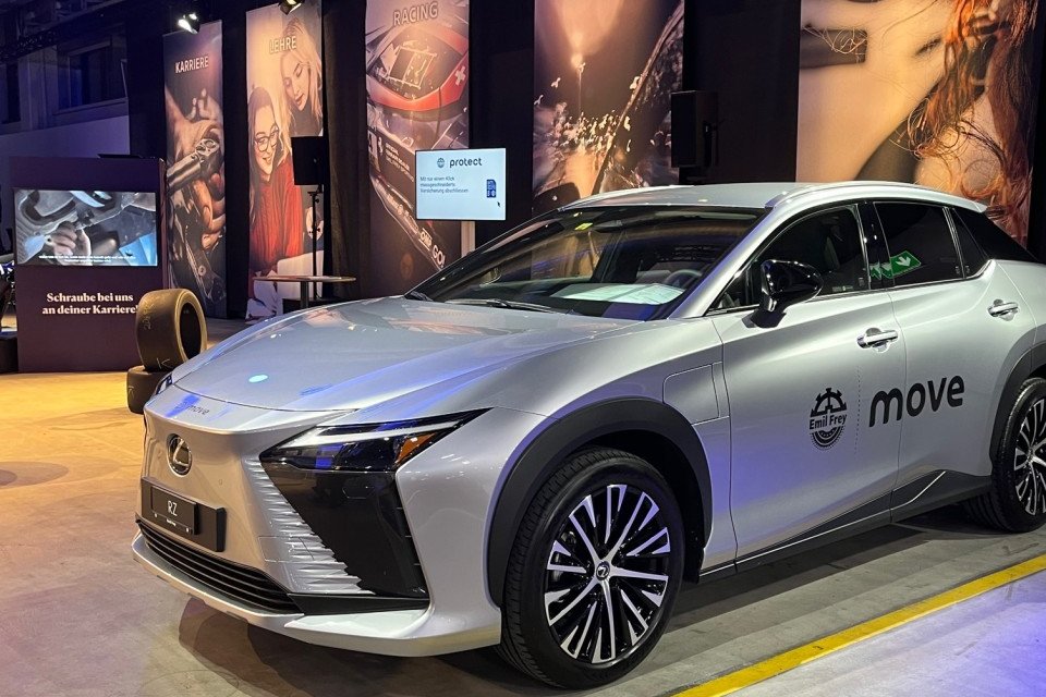 Emil Frey Auto Lexus an Ausstellung