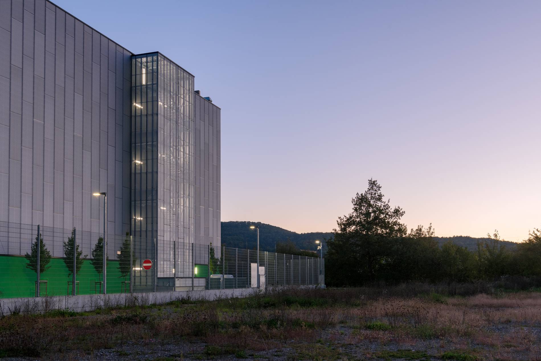 Green Datacenter Lupfig in the evening