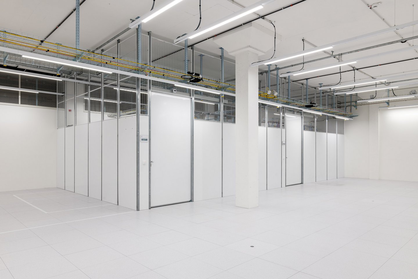 Datacenter Cage