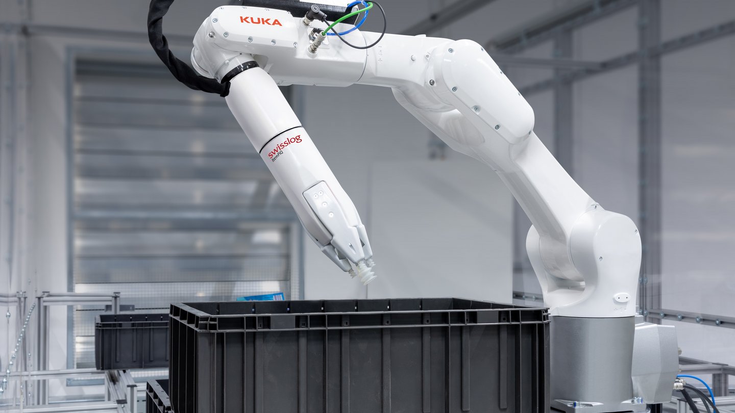 Roboter von Swisslog bei der Arbeit