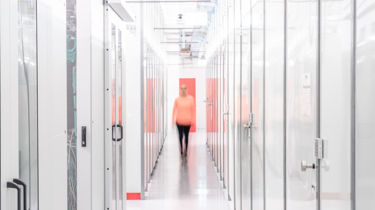 Datacenter Colocation Racks